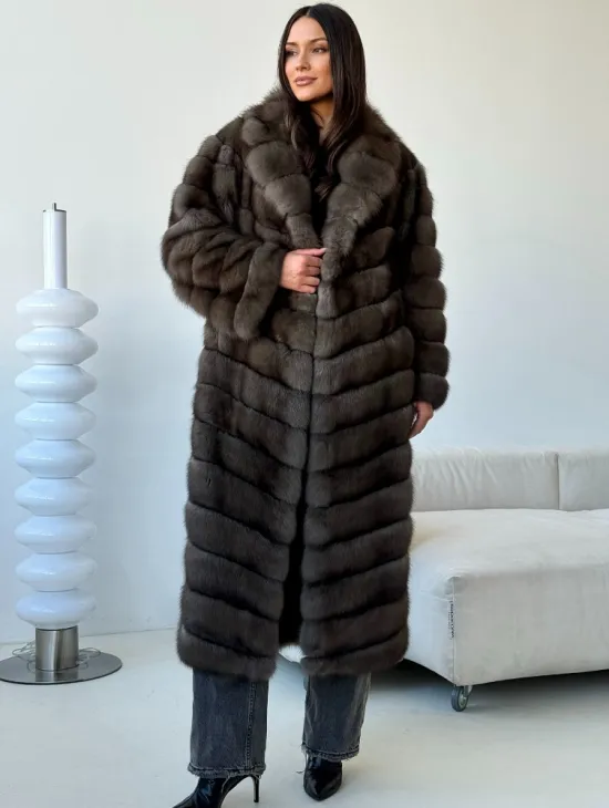 Длинная шуба из соболя