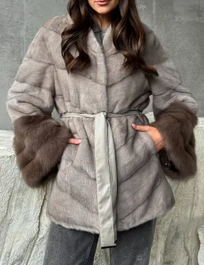 Норковое полупальто с меховыми манжетами из куницы