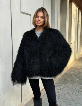 Полушубок черный из ламы