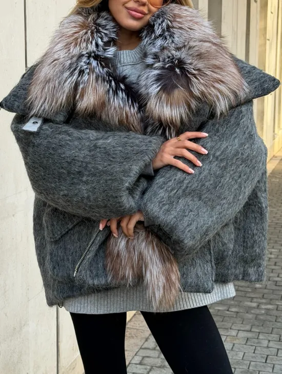 Шерстяная куртка - пуховик с мехом лисы