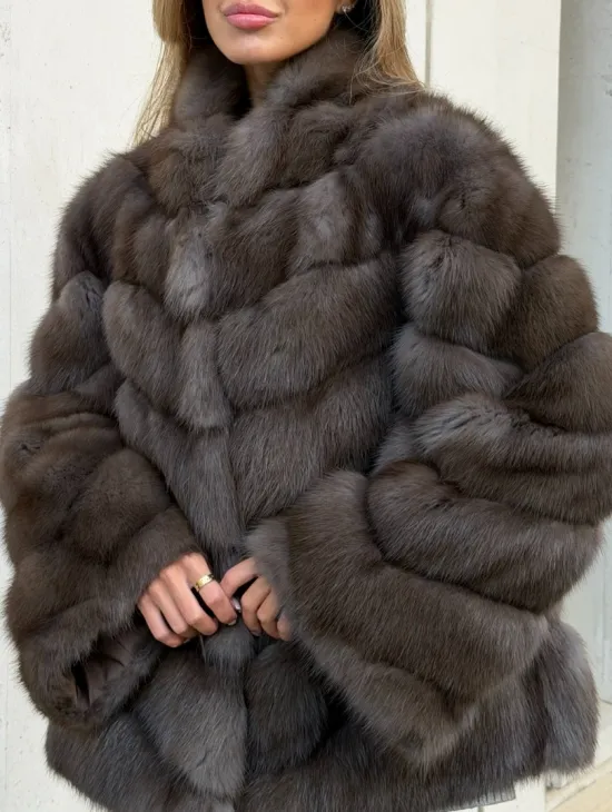 Шуба из куницы в цвете соболь - рукава косичкой