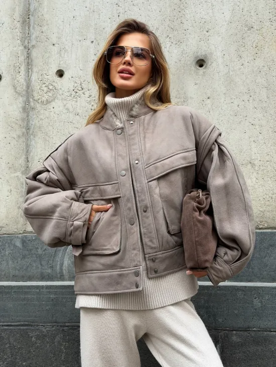 Зимняя дубленка - бомбер