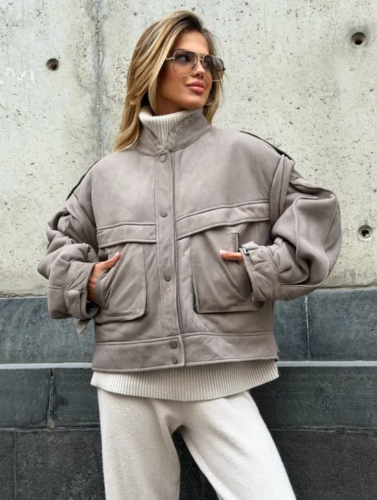 Зимняя дубленка - бомбер