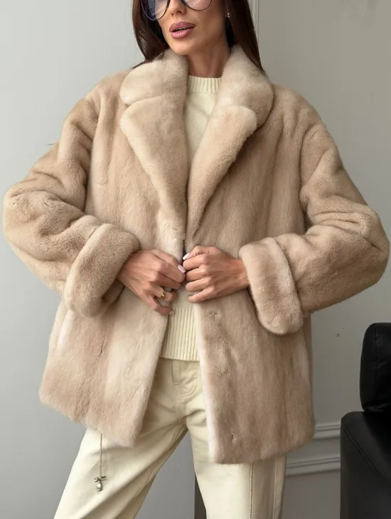 Норковый полушубок в натуральном цвете пастель
