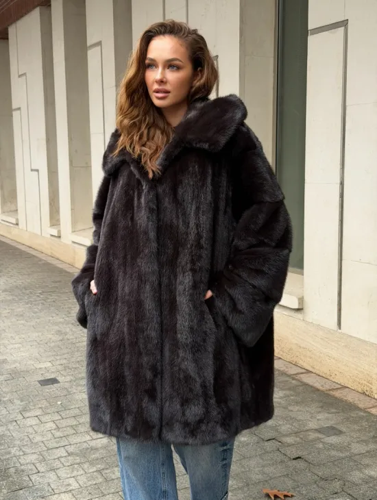 Норковая шуба с капюшоном