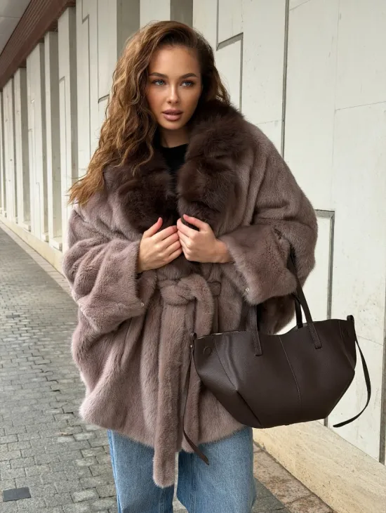 Норковая шуба летучка - воротник куница