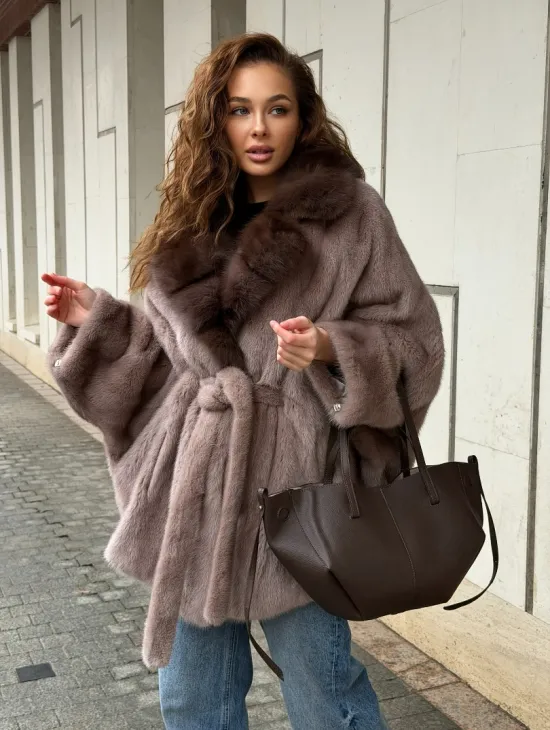 Норковая шуба летучка - воротник куница