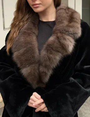 Длинная шуба из стриженой норки с воротником куница