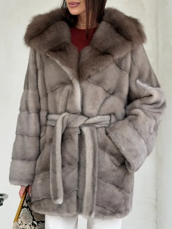 Серый норковый полушубок - капюшон куница