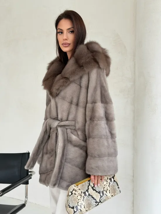 Серый норковый полушубок - капюшон куница