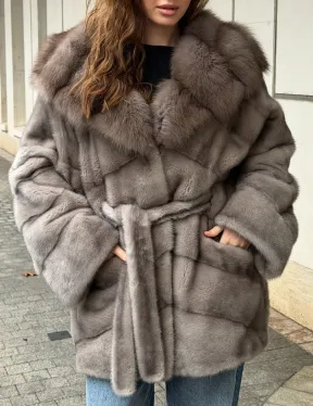 Серый норковый полушубок - капюшон куница