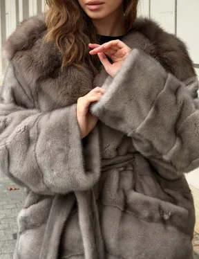 Серый норковый полушубок - капюшон куница