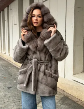 Серый норковый полушубок - капюшон куница