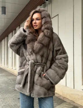 Серый норковый полушубок - капюшон куница