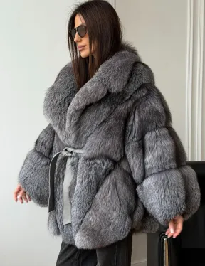 Шуба - пончо из лисы