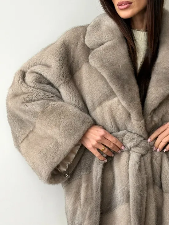 Норковый полушубок в натуральном цвете Silver