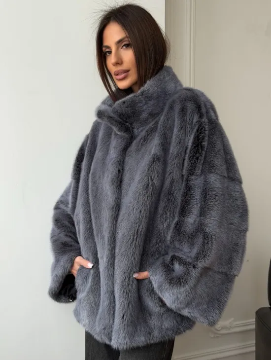 Короткая норковая шуба - стойка воротник