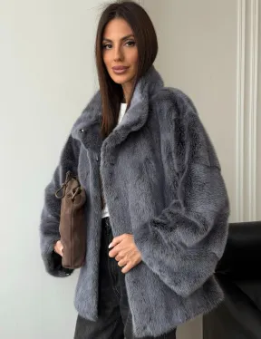 Короткая норковая шуба - стойка воротник