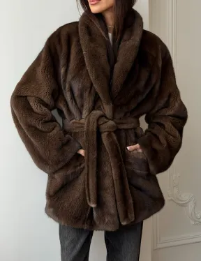 Коричневая норковая шуба под пояс - воротник шаль