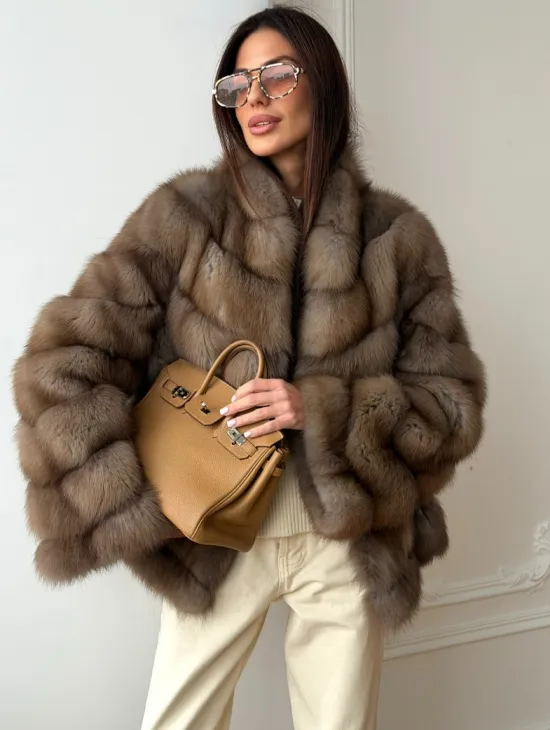 Шуба из меха куницы - рукава косичкой
