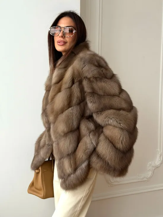 Шуба из меха куницы - рукава косичкой