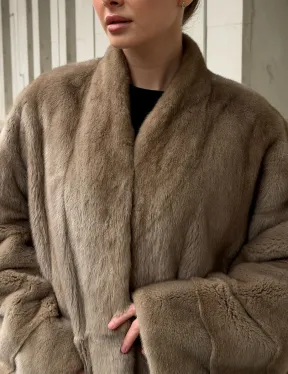 Норковый полушубок пастель V-образный воротник