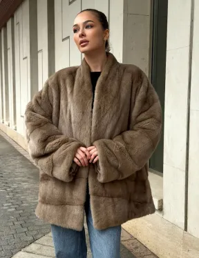 Норковый полушубок пастель V-образный воротник