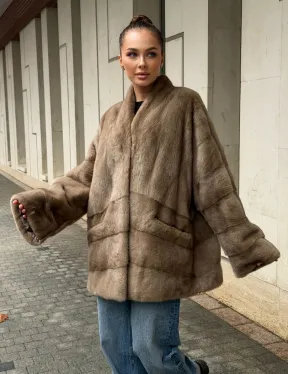 Норковый полушубок пастель V-образный воротник