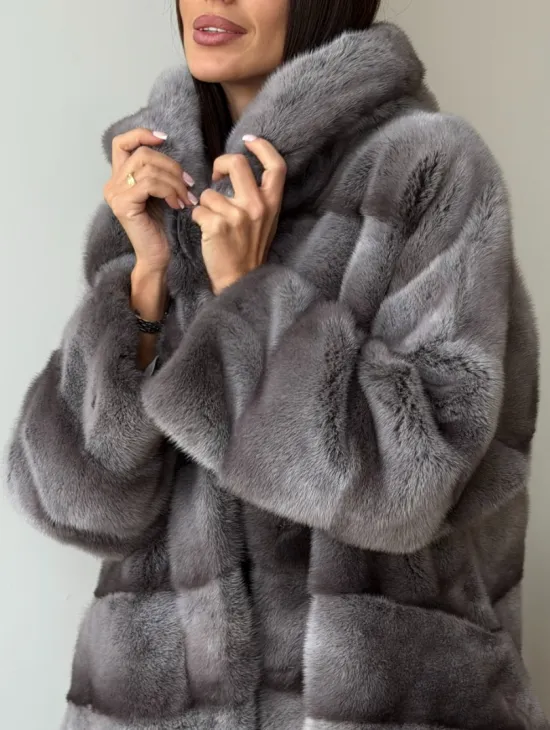 Норковый полушубок с капюшоном - цвет Platinum