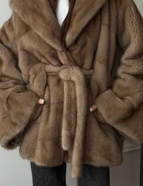 Норковая шуба пастель с капюшоном