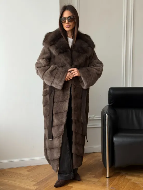 Шуба-кимоно с капюшоном куница