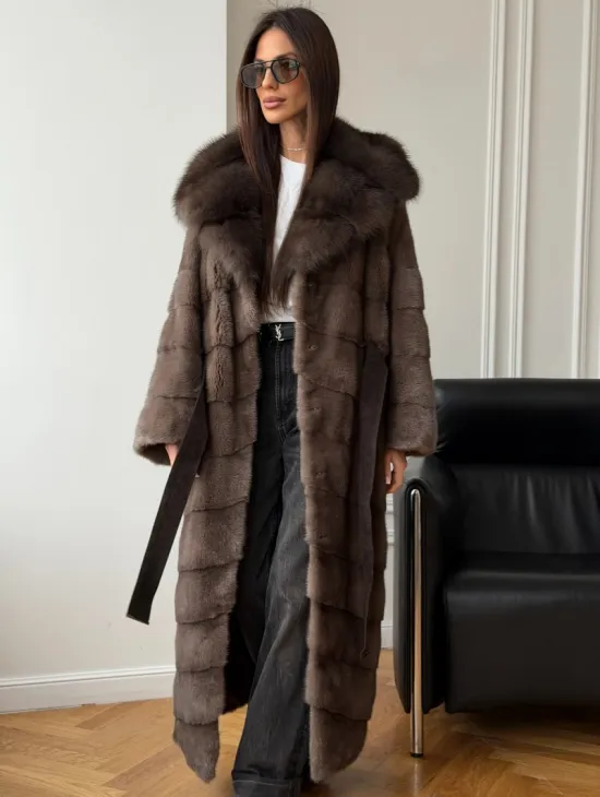 Шуба-кимоно с капюшоном куница