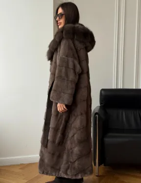 Шуба-кимоно с капюшоном куница