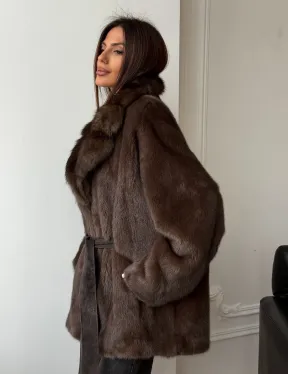 Полушубок норковый летучая мышь с воротником куницы
