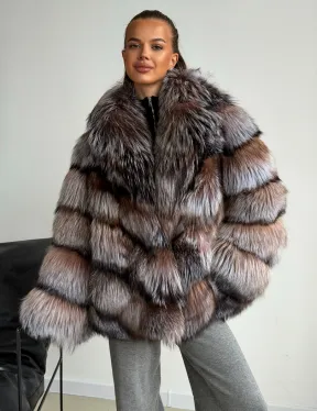 Шуба из меха лисы блюфрост