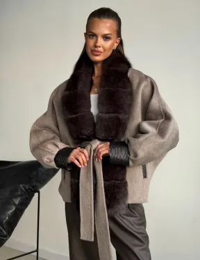 Пальто с мехом финского песца