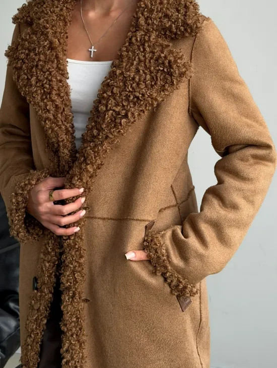 Коричневая двухсторонняя дубленка из экомеха