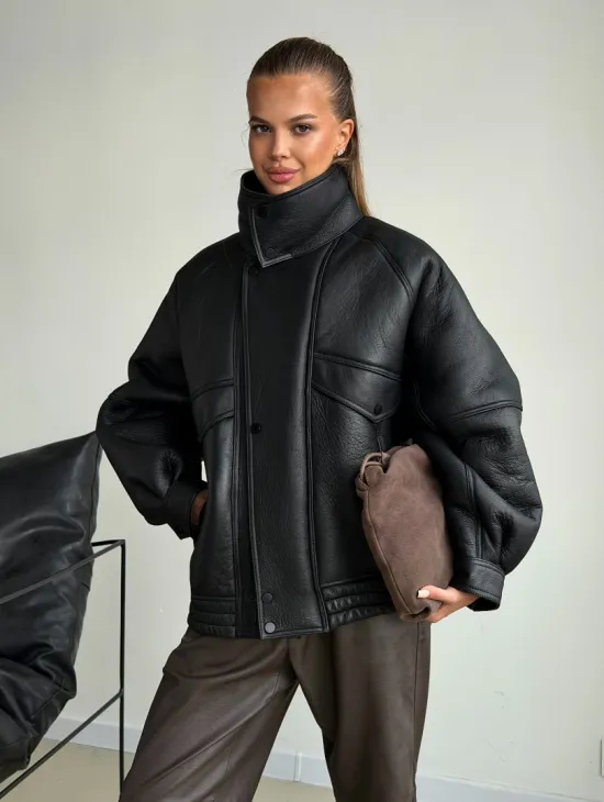 Черная натуральная дубленка из овчины