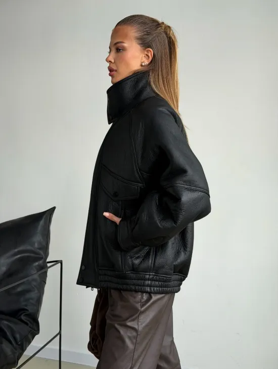 Черная натуральная дубленка из овчины