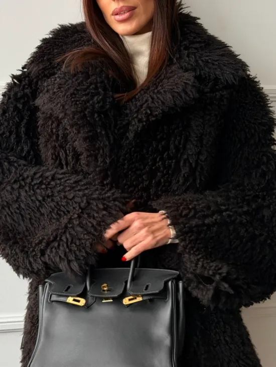 Коричневая дубленка из меха Тиградо