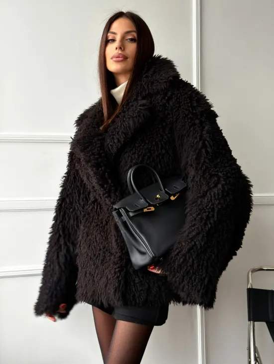 Коричневая дубленка из меха Тиградо