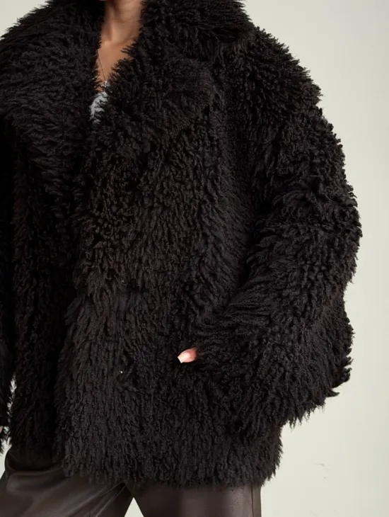 Коричневая дубленка из меха Тиградо