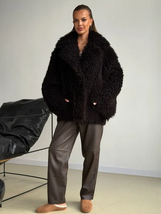 Коричневая дубленка из меха Тиградо