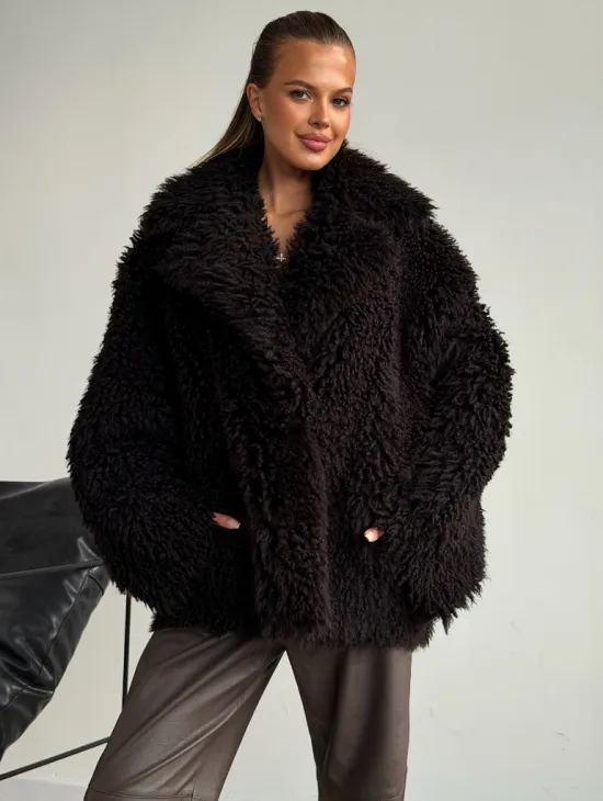 Коричневая дубленка из меха Тиградо