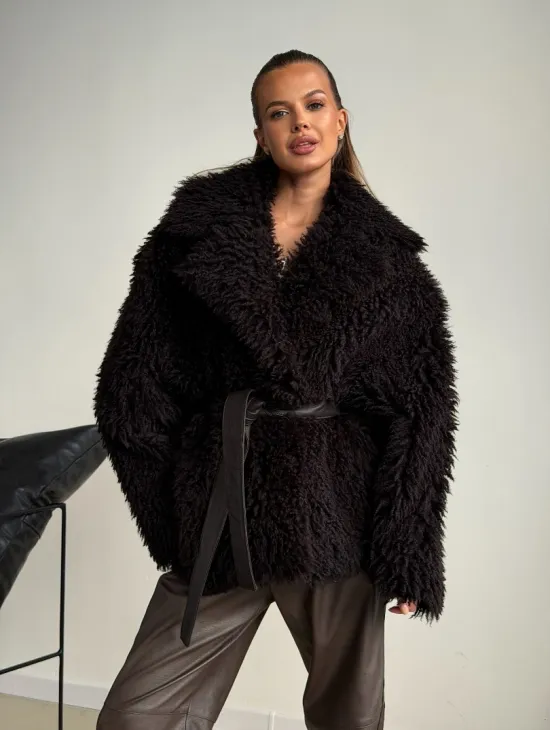 Коричневая дубленка из меха Тиградо