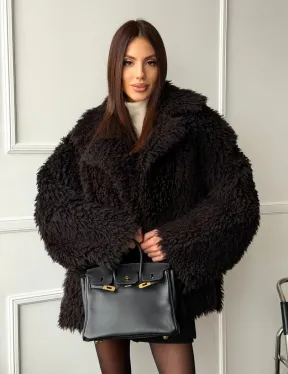 Коричневая дубленка из меха Тиградо