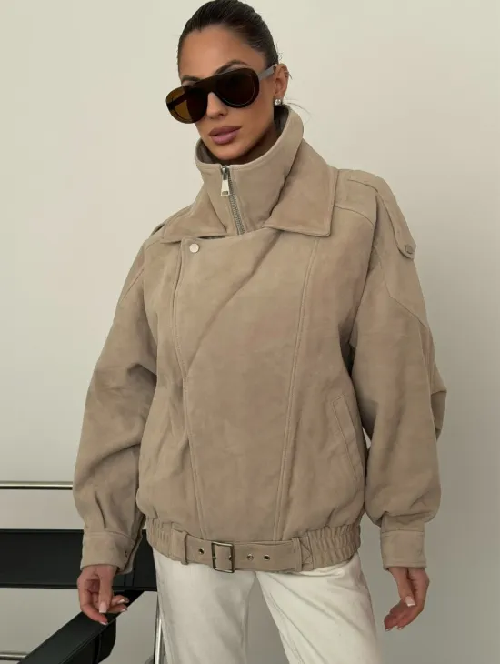 Современная куртка из замшевой кожи