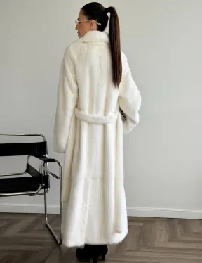 Белая норковая шуба в пол