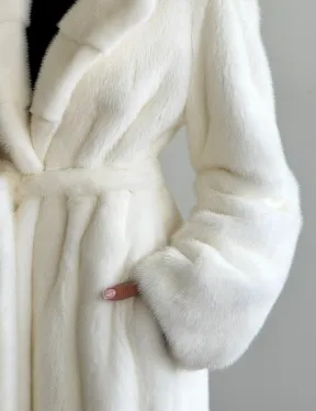 Белая норковая шуба в пол