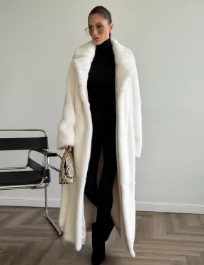 Белая норковая шуба в пол